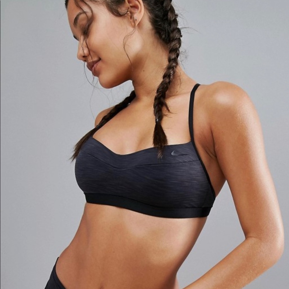 NIKE Iconic Heathered Black Sculpt Bra Sport